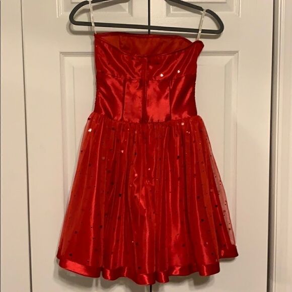Jessica McClintock red strapless homecoming dress - Picture 3 of 5